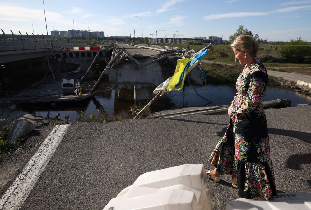 Софи посетила Романвисский мост в Украине